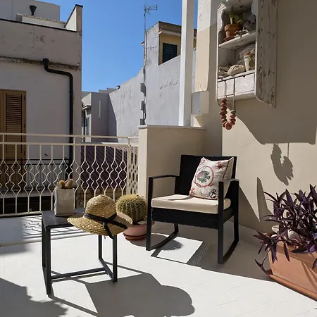 Libeccio House-relax E Stile A Due Passi Dal Mare *