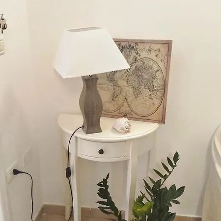 Libeccio House-relax E Stile A Due Passi Dal Mare أفولا