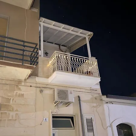 Libeccio House-relax E Stile A Due Passi Dal Mare *